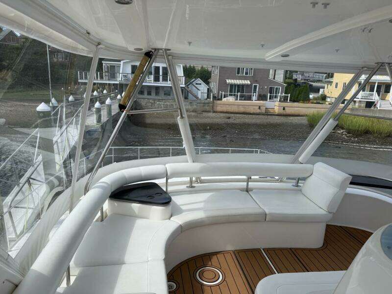 2012 Leopard 47 PC Owners' Version