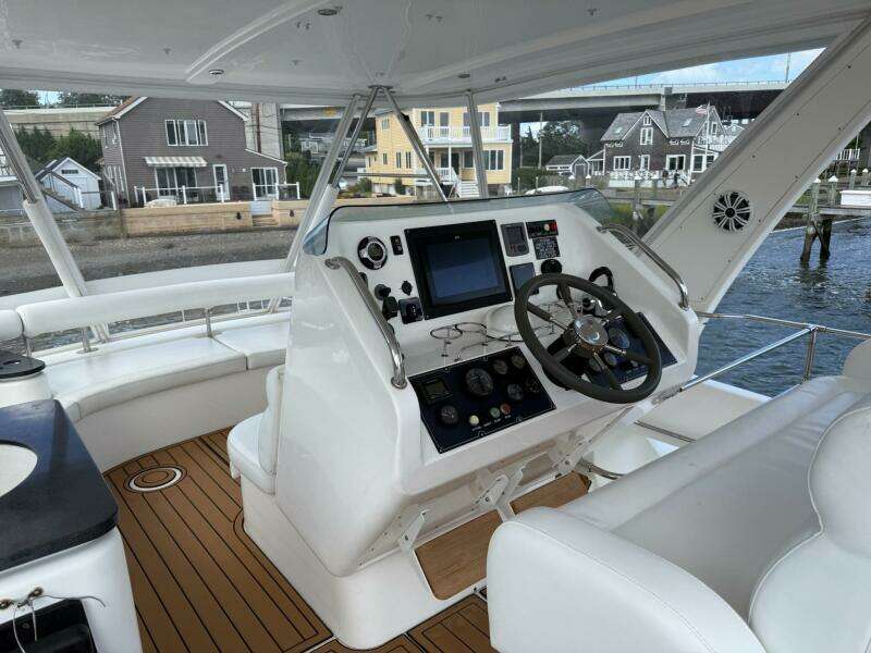 2012 Leopard 47 PC Owners' Version