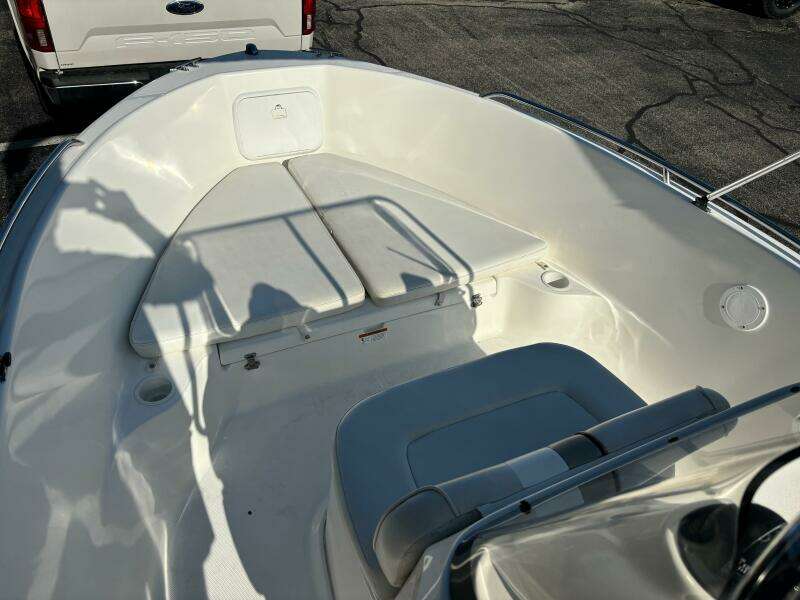 2003 Wellcraft 180 Fisherman