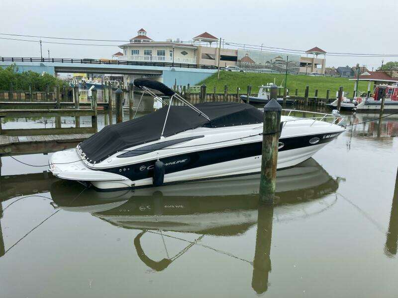 2011 Crownline 