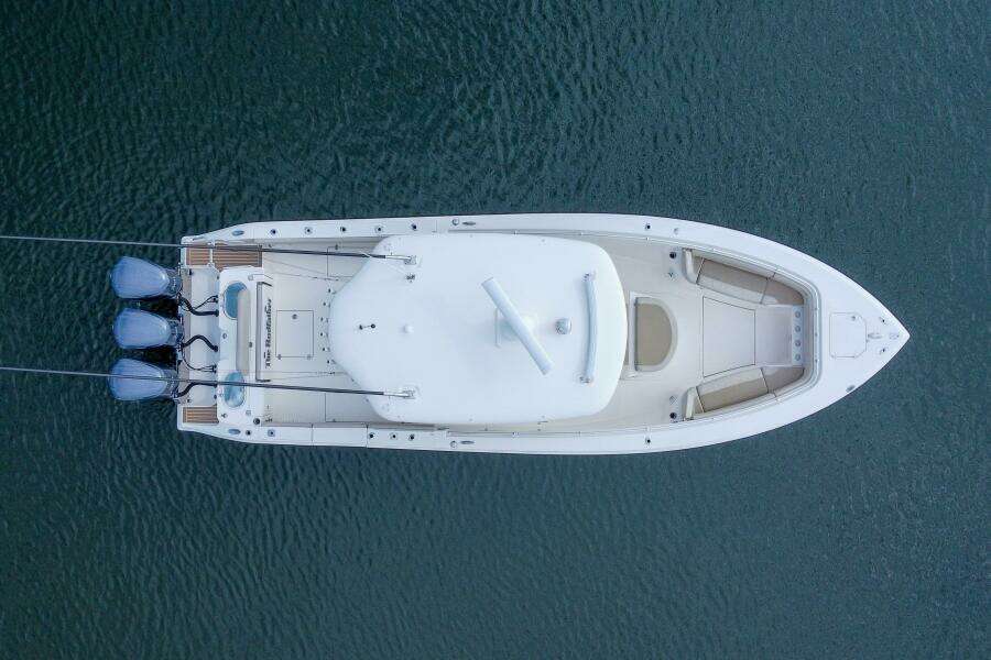 2015 Cobia 344 CC
