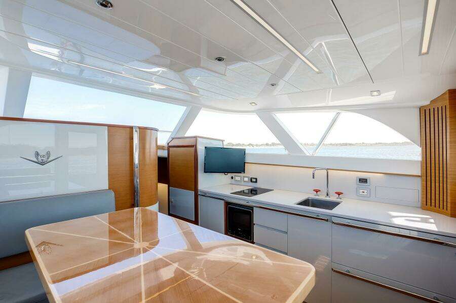 2018 Bertram 35 Flybridge Sportfish