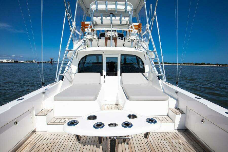 2018 Bertram 35 Flybridge Sportfish
