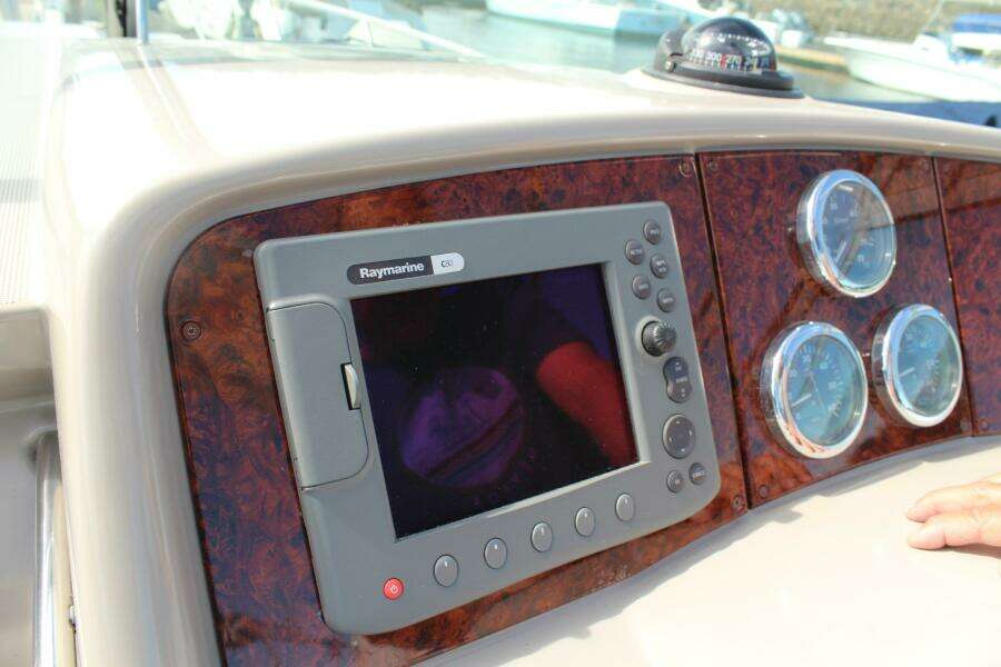 Raymarine GPS