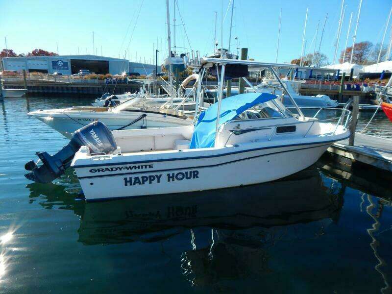 1997 Grady-White 208 Adventure
