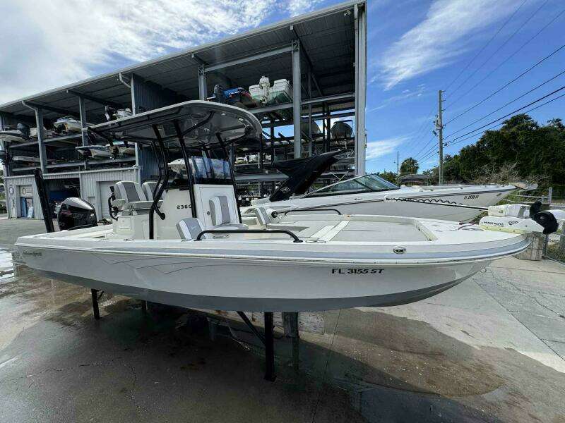 2020 Ranger 2360 Bay Boat