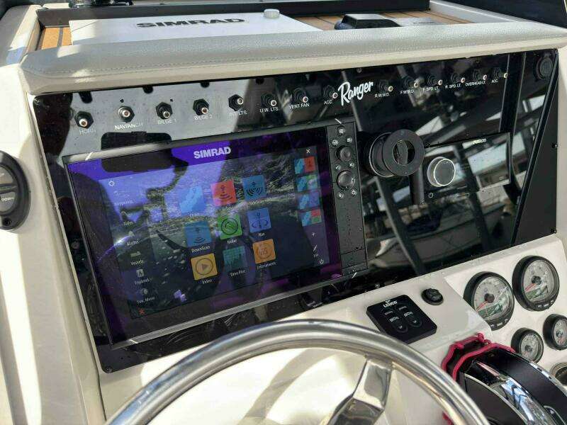 2020 Ranger 2360 Bay Boat