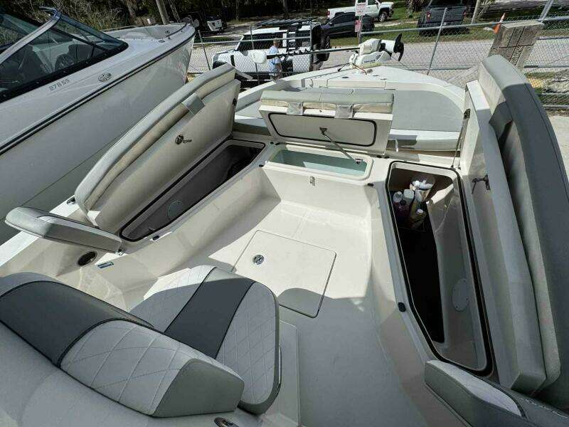 2020 Ranger 2360 Bay Boat