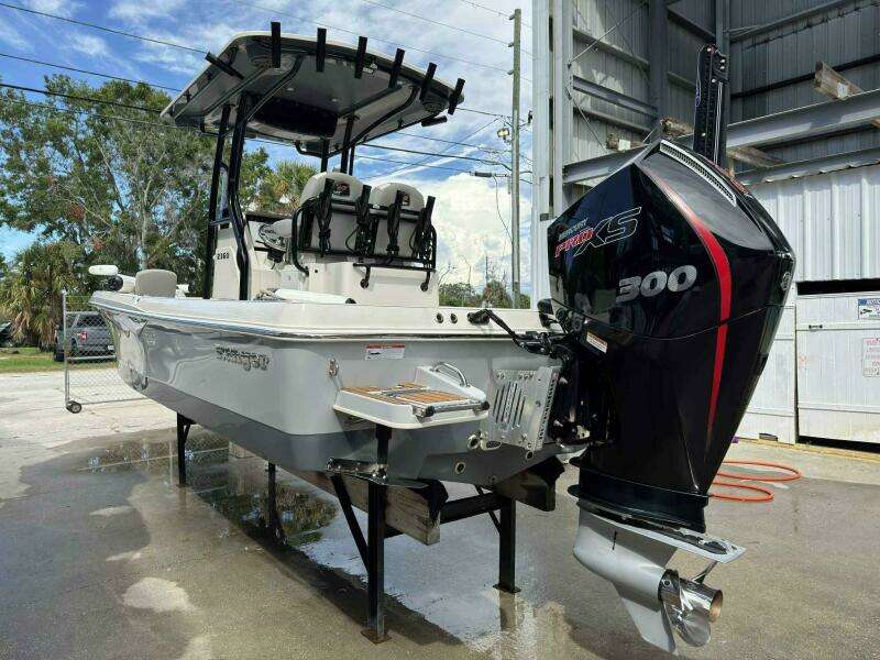 2020 Ranger 2360 Bay Boat