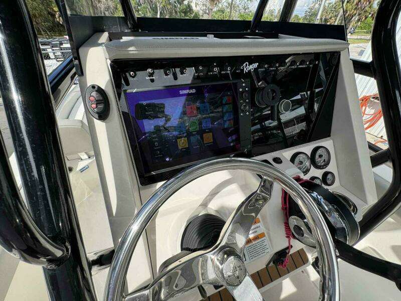 2020 Ranger 2360 Bay Boat