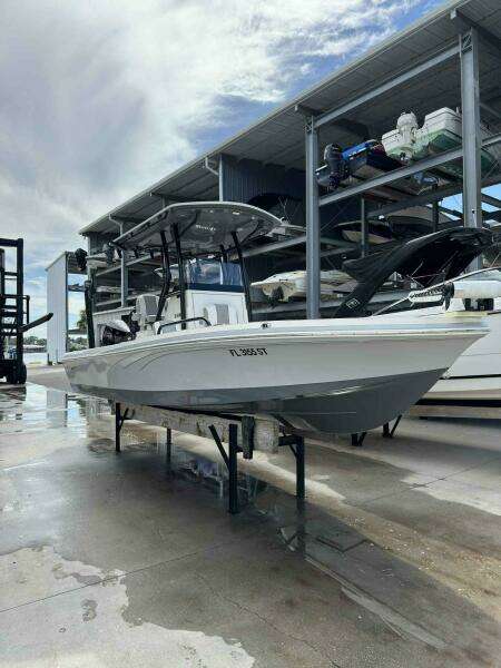 2020 Ranger 2360 Bay Boat
