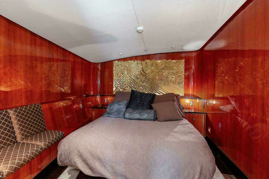 Custom 2004 Ebony - Salony Sportfish - MSR