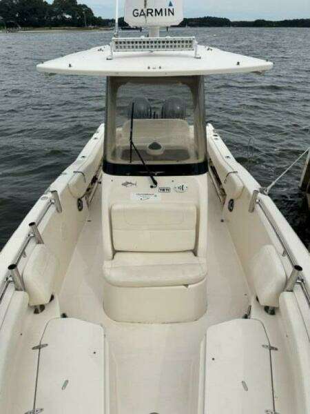 2021 Grady-White 257 Fisherman