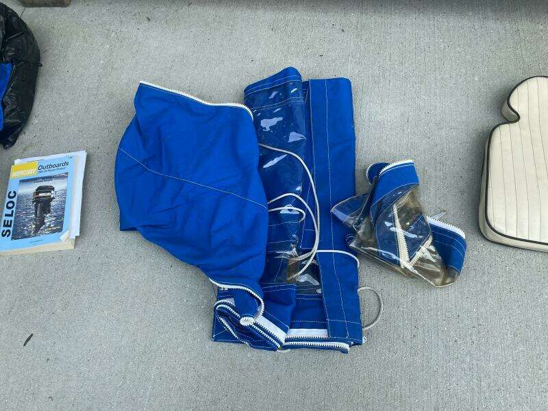 1981 Boston Whaler 17 Montauk