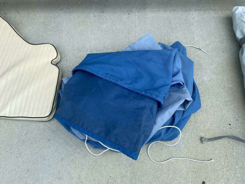 1981 Boston Whaler 17 Montauk