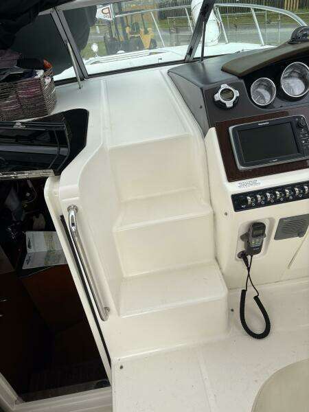 Steps to forward deck