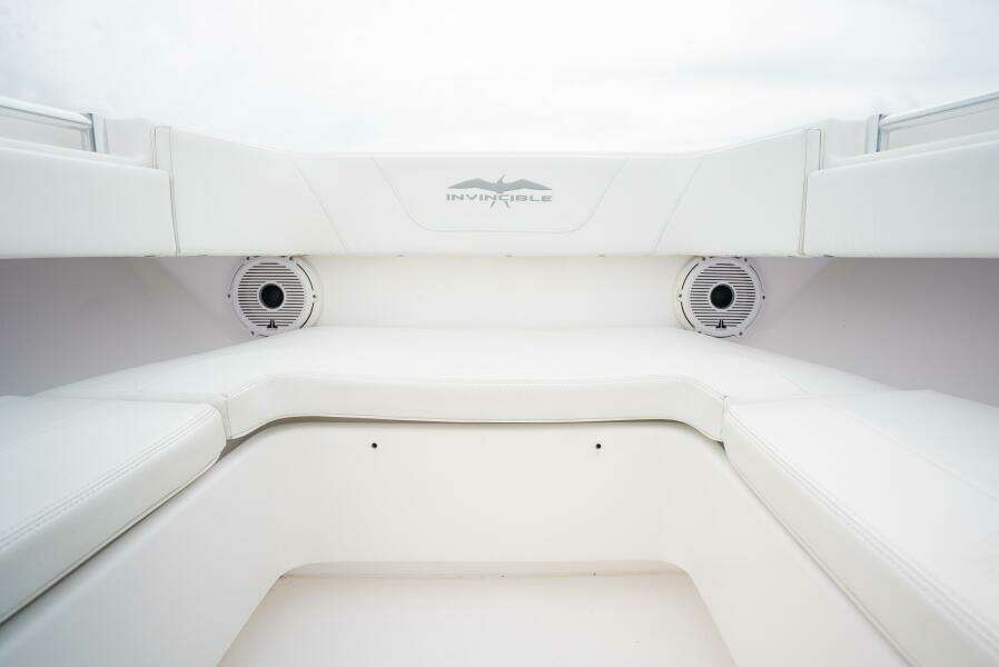 2020 Invincible 30 Open