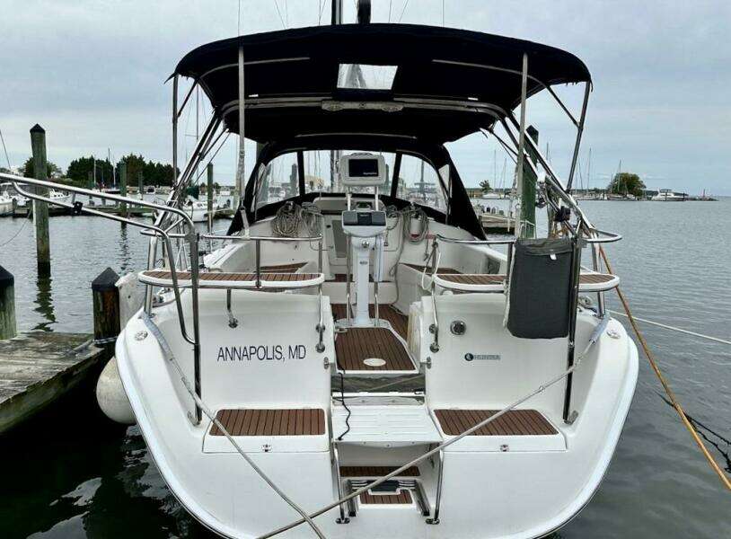 2006 Hunter 38