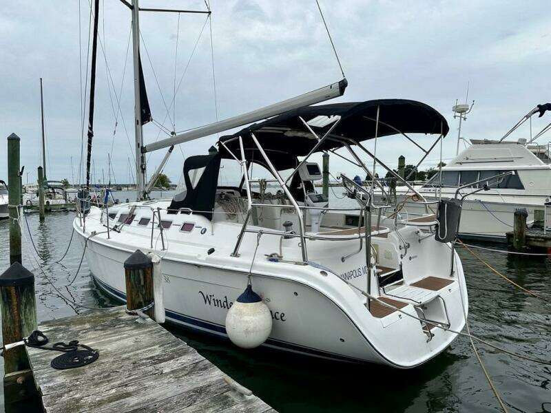 2006 Hunter 38