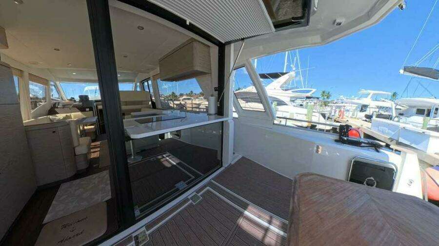 2024 Greenline 48 Fly Hybrid