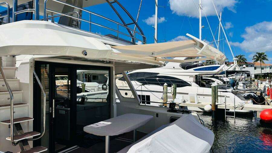 2024 Greenline 48 Fly Hybrid