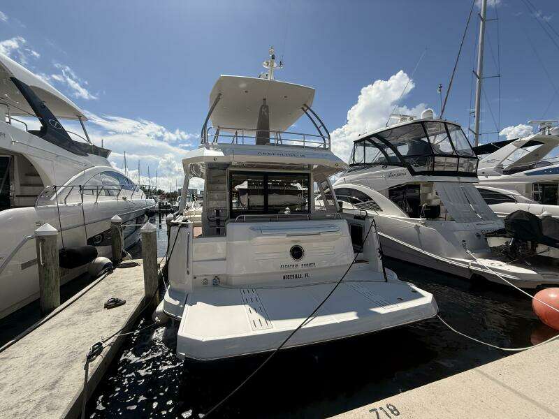 2024 Greenline 48 Fly Hybrid