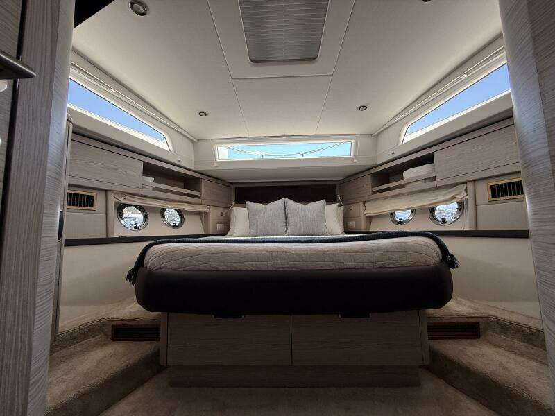 2024 Greenline 48 Fly Hybrid