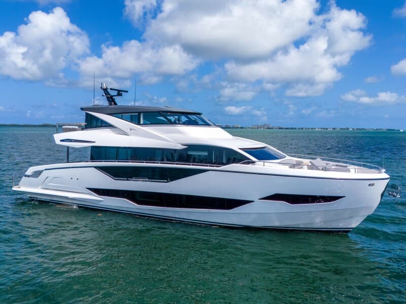 2024 Sunseeker Ocean 90 Enclosed / Ocean 182