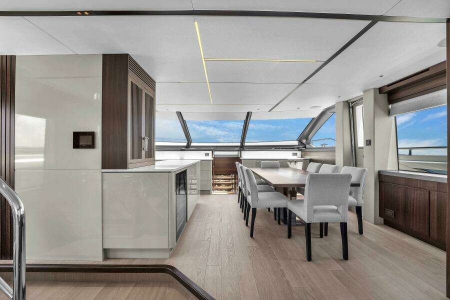 2024 Sunseeker Ocean 90 Enclosed / Ocean 182