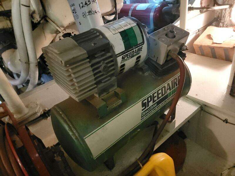 1989 Bertram 50 Convertible