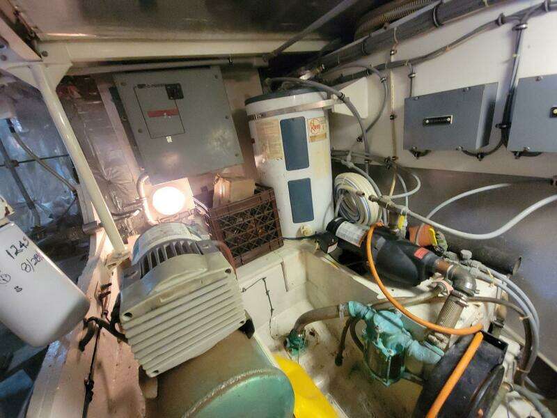 1989 Bertram 50 Convertible