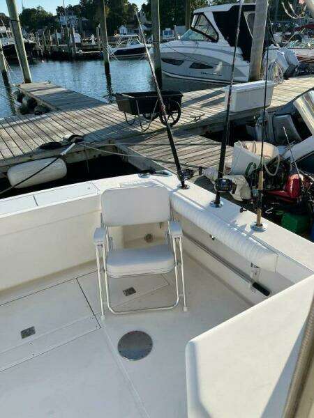 2000 Cabo 31 Express