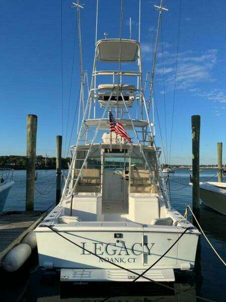 2000 Cabo 31 Express