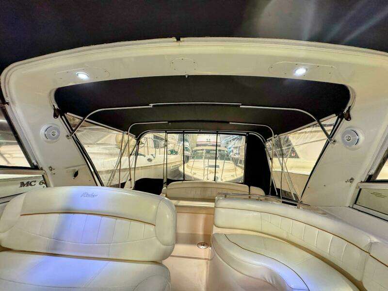 2002 Rinker 342 Fiesta Vee