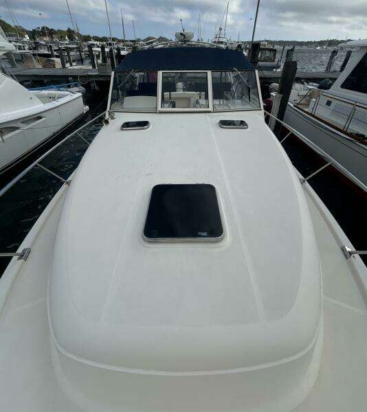 2005 Mainship Pilot 34 Rum Runner II