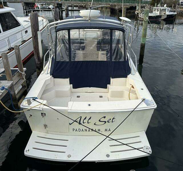 2005 Mainship Pilot 34 Rum Runner II