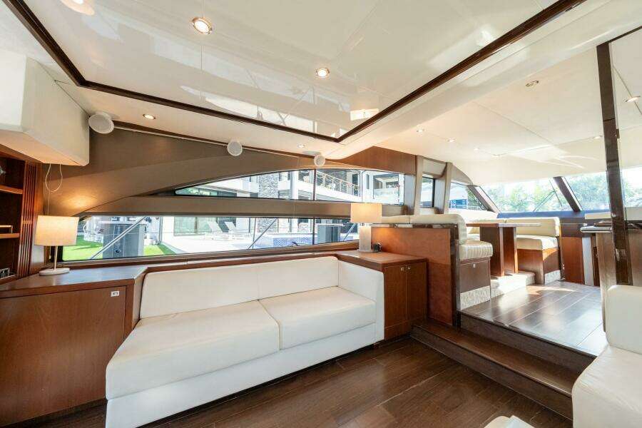 2012 Princess 64 Flybridge