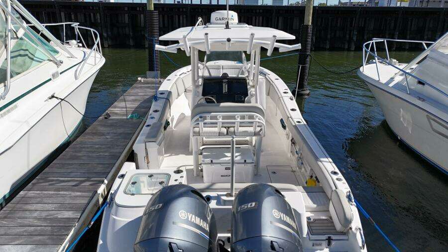 2021 Sea Fox 268 Commander