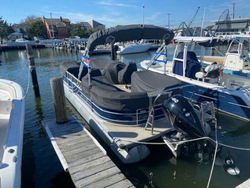 2023 South Bay 224 RS LE 2.75