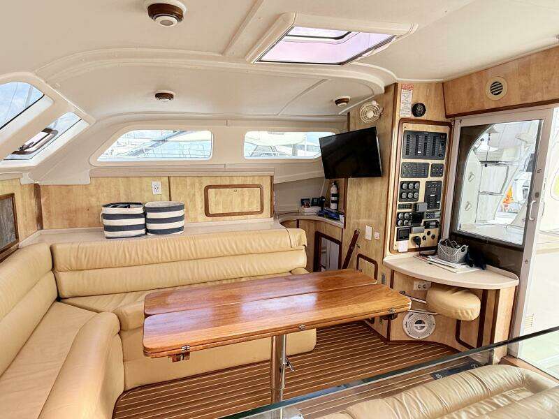 2011 Royal Cape Catamarans Majestic 53