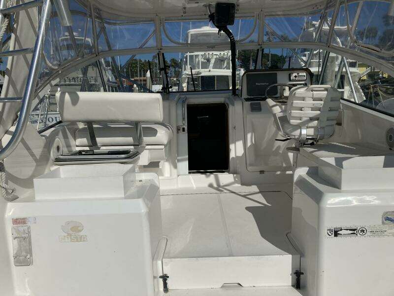 2006 Luhrs 280 Express Open