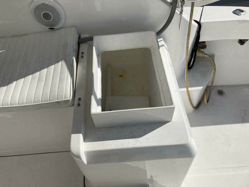 2006 Luhrs 280 Express Open