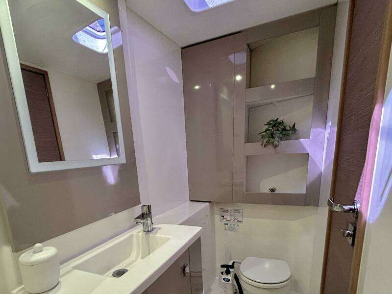 2021 Fountaine Pajot Isla 40