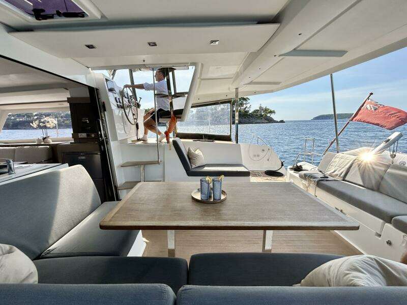 2021 Fountaine Pajot Isla 40