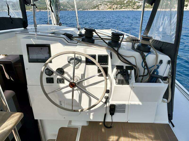 2021 Fountaine Pajot Isla 40