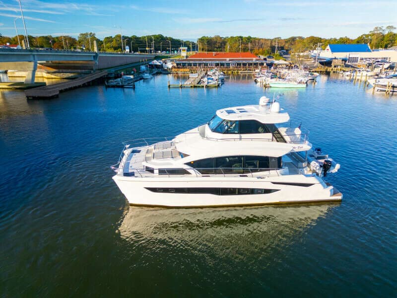 2023 Aquila 54 Yacht