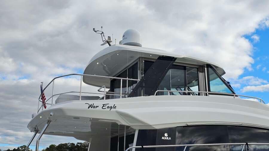 2023 Aquila 54 Yacht