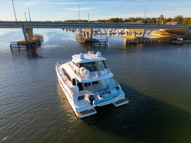 2023 Aquila 54 Yacht