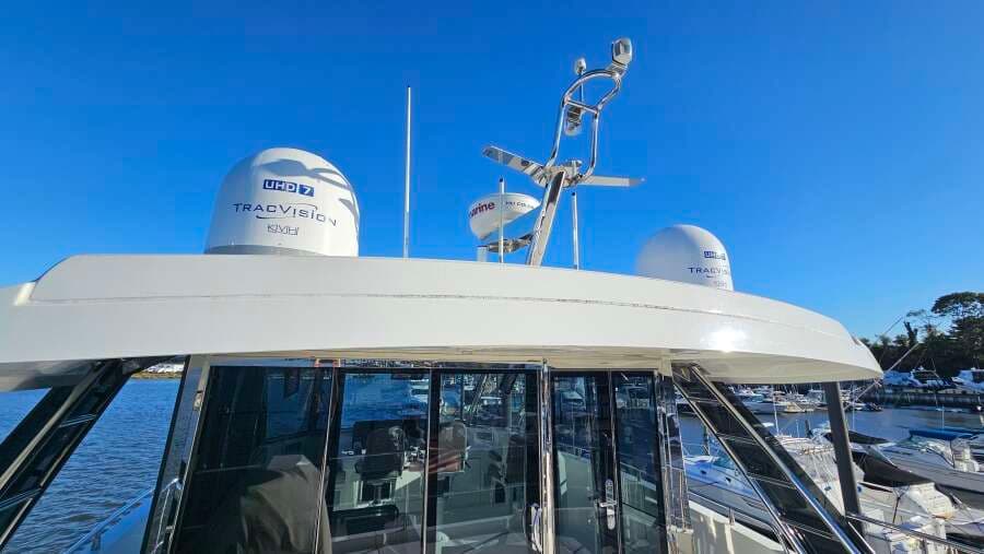 2023 Aquila 54 Yacht