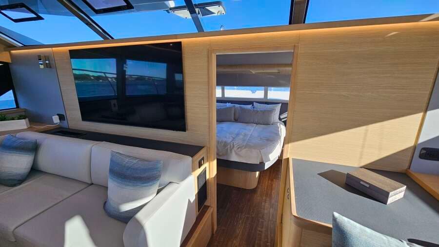 2023 Aquila 54 Yacht